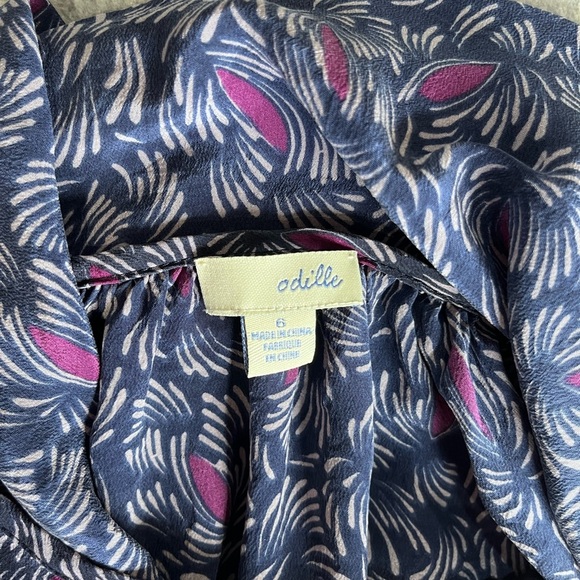 Odille Blue and White Ruffled Flutter Sleeve Blouse - Picture 5 of 6